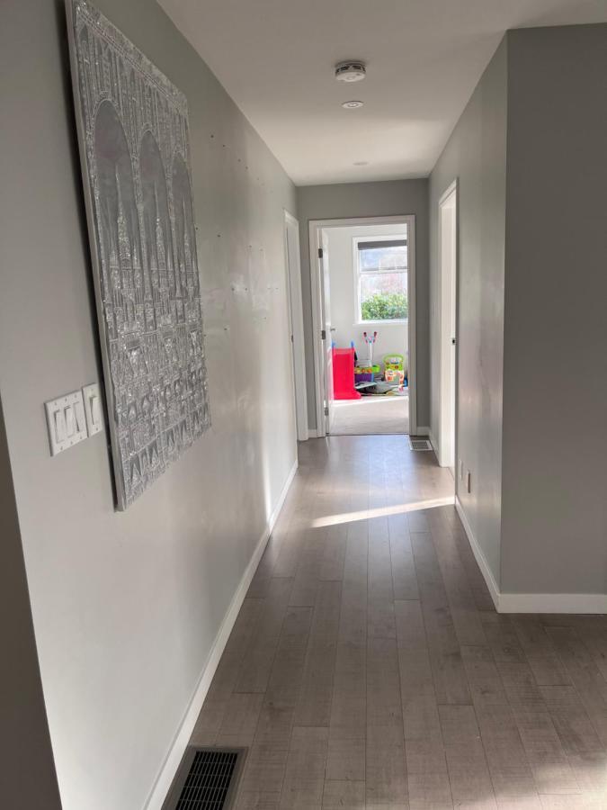 ויקטוריה Quiet Three Bedrooms House מראה חיצוני תמונה